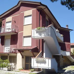 Apartment Iss Travel Casa Maria In Marina Di Massa, Massa (Tuscany)